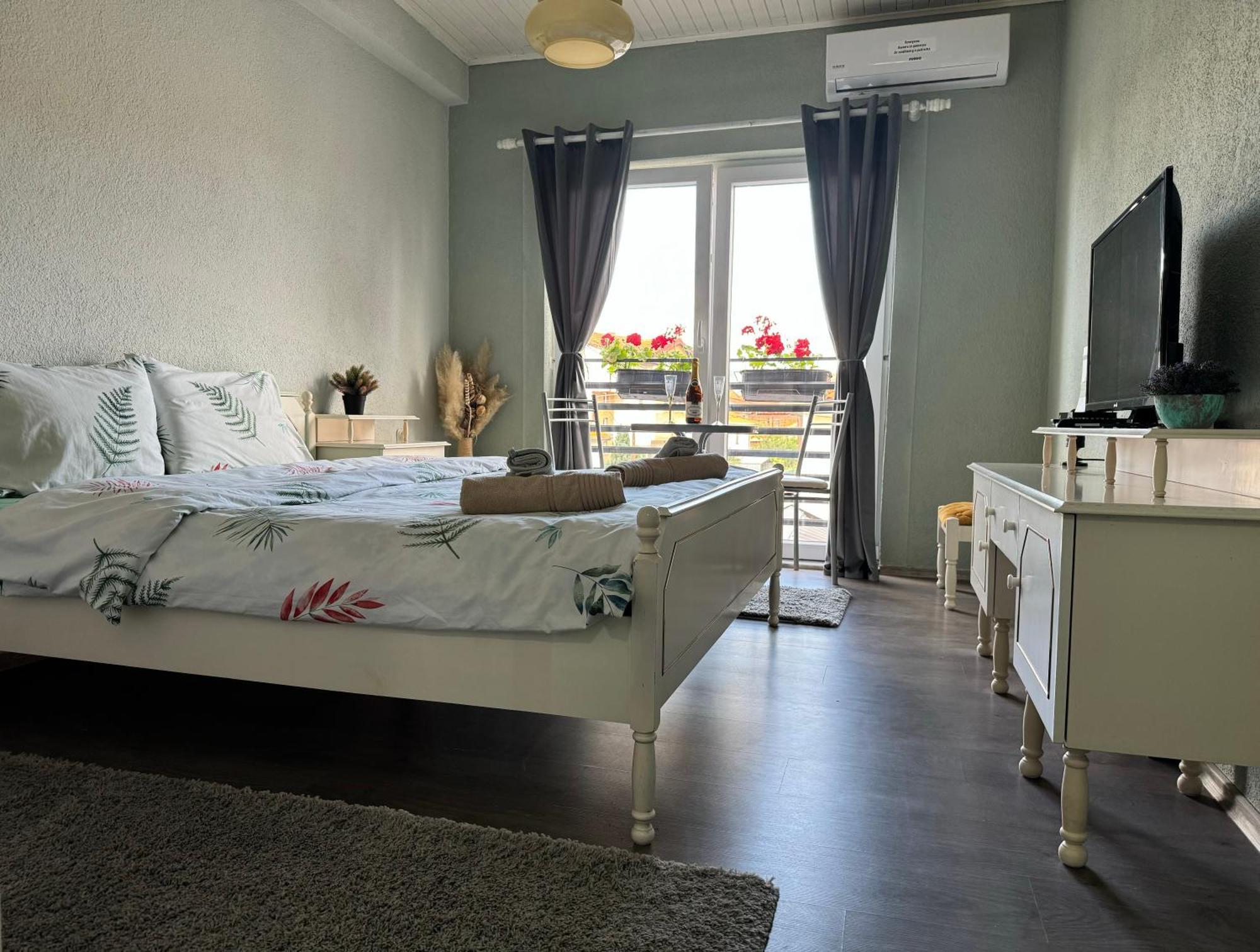 Villa Ristovski Охрид Екстериор снимка